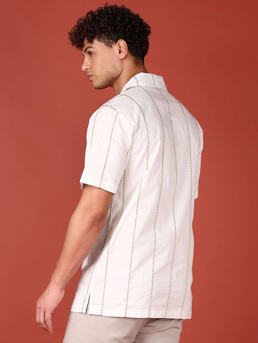 men striped short sleeve shirt - 21569715 -  Standard Image - 3
