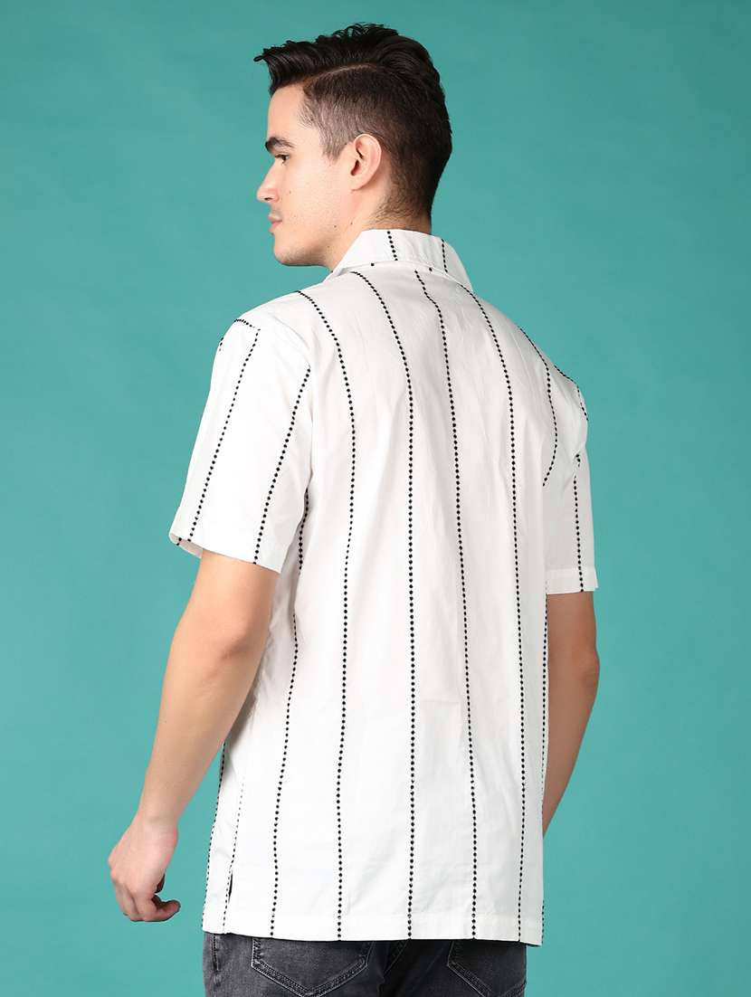 men striped short sleeve shirt - 21569716 -  Standard Image - 3