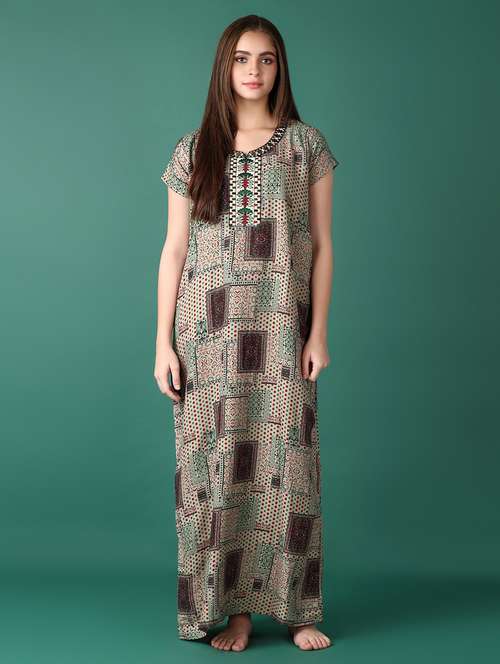 women multi color printed short sleeve nighty