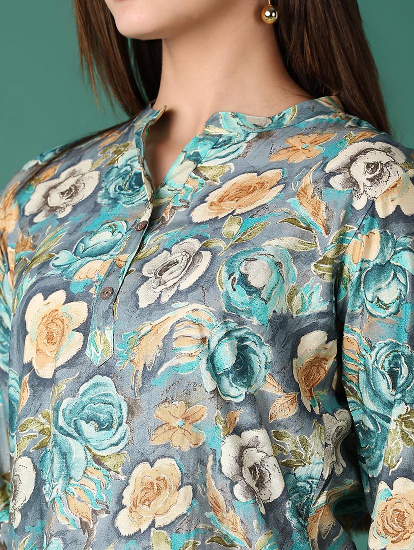 women floral three quarter sleeve straight kurta - 21570674 - Standard Image - 5