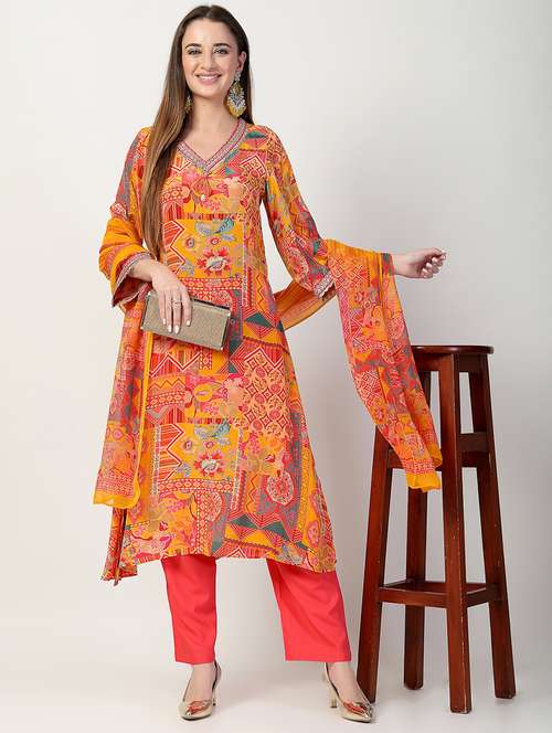 women printed kurta pant set with dupatta - 21572048 -  Standard Image - 0
