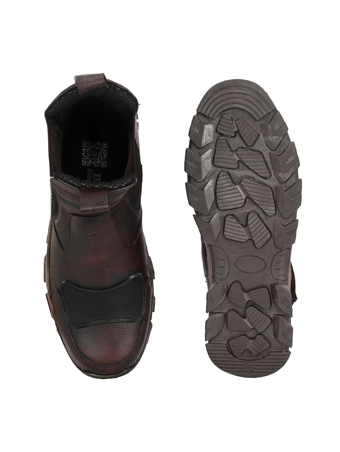 men brown lace up hiking boots  - 21575813 -  Standard Image - 5