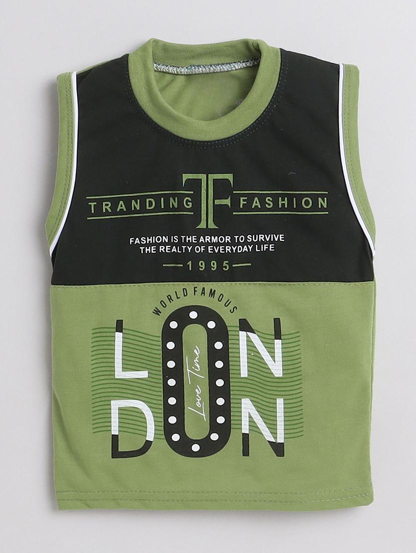 set of 3 printed round neck t-shirt & shorts set - 21575971 - Standard Image - 3