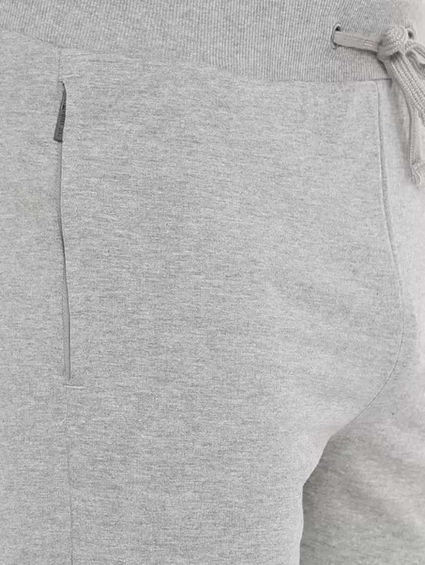 men solid mid rise regular fit shorts - 21576017 -  Standard Image - 3