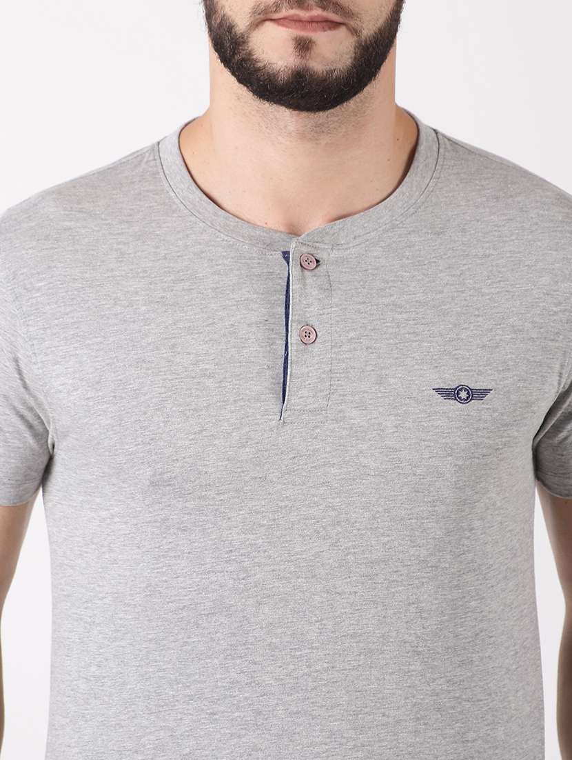 men solid henley neck short sleeves t-shirt - 21576164 -  Standard Image - 3