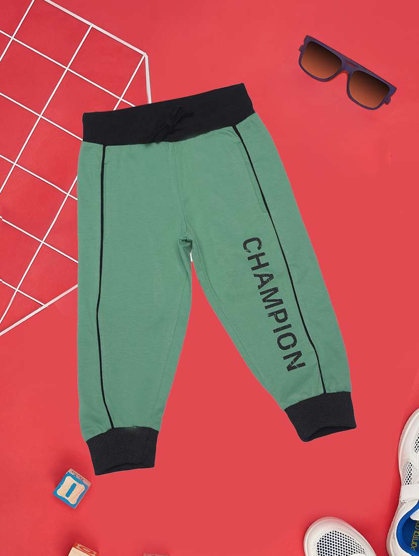 boys placement printed drawstring three-fourths