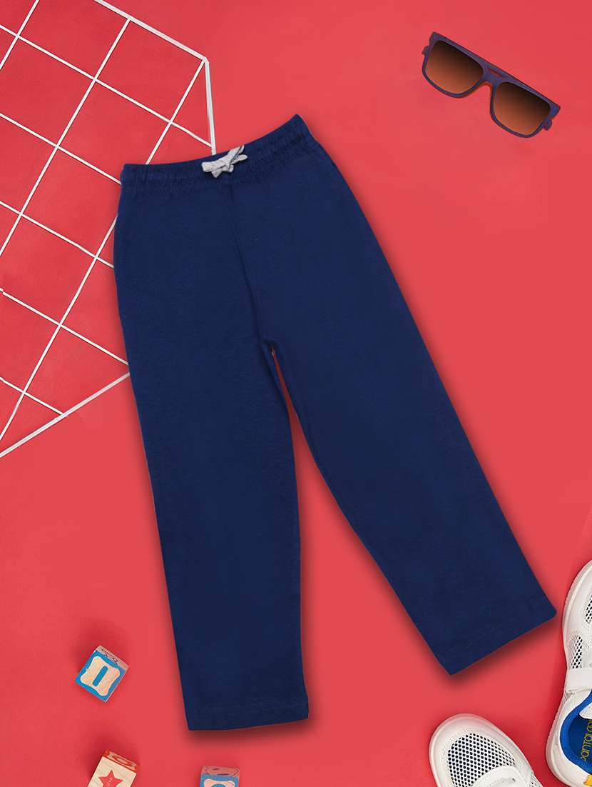 boys solid mid rise drawstring track pant