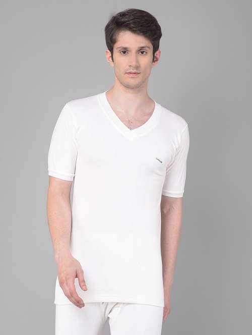 men solid v neck half sleeve thermal top - 21578072 -  Standard Image - 0