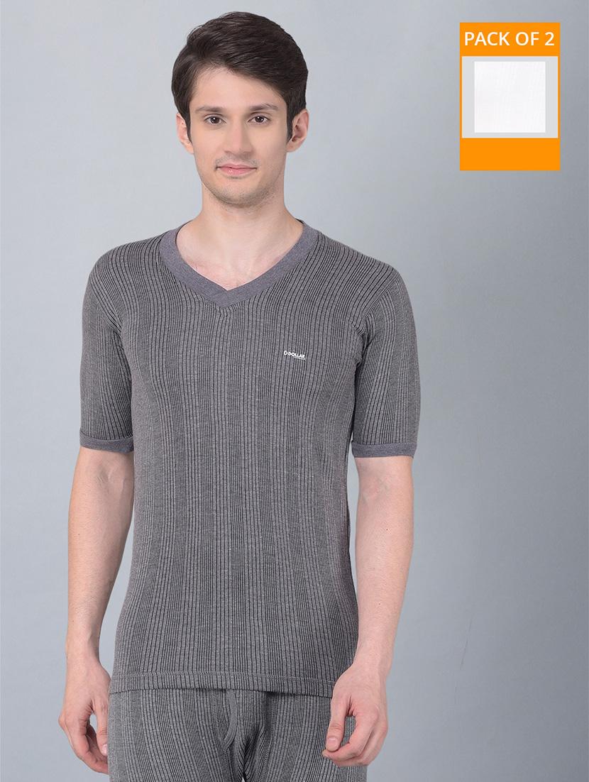 men pack of 2 solid v neck half sleeve thermal top - 21578077 - Zoom Image - 0