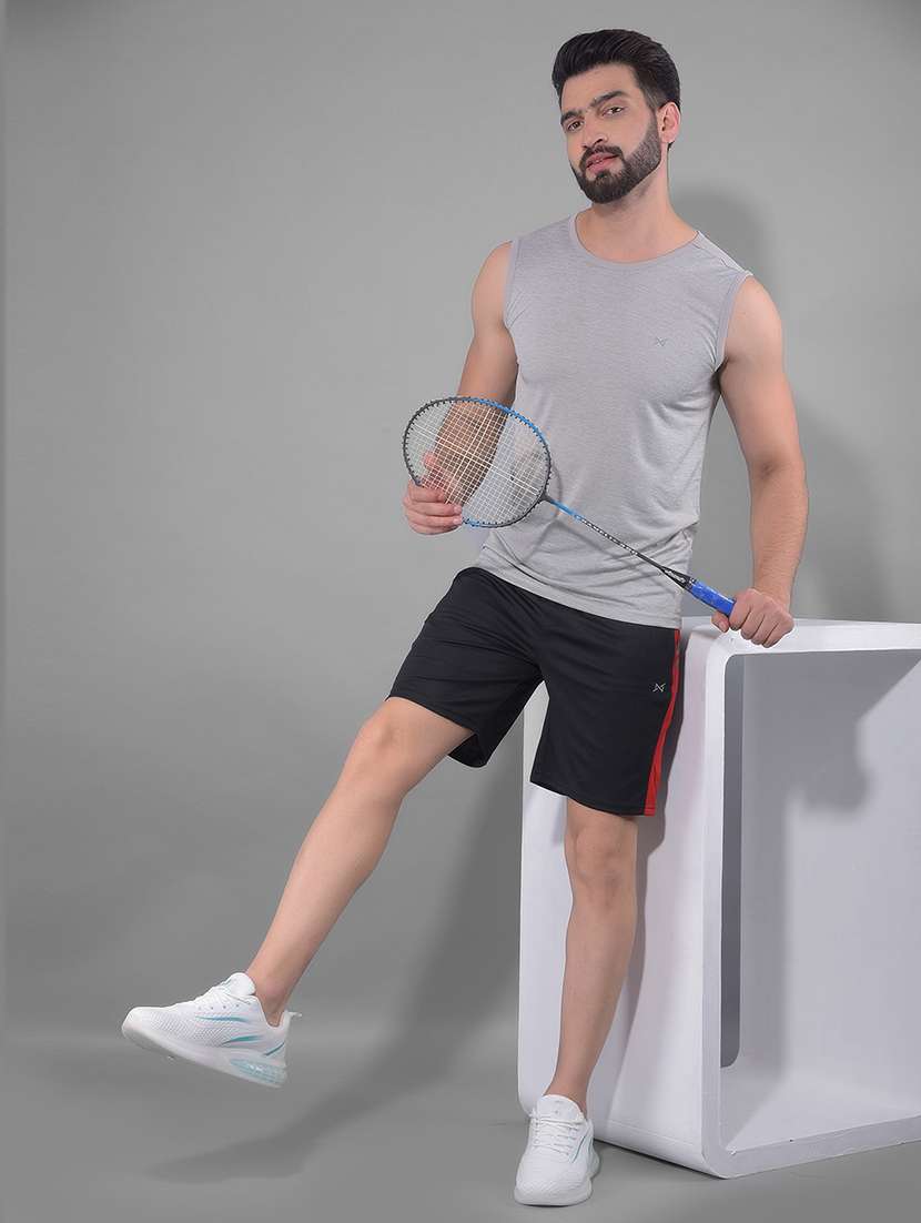 men color block regular fit shorts - 21578361 -  Standard Image - 3