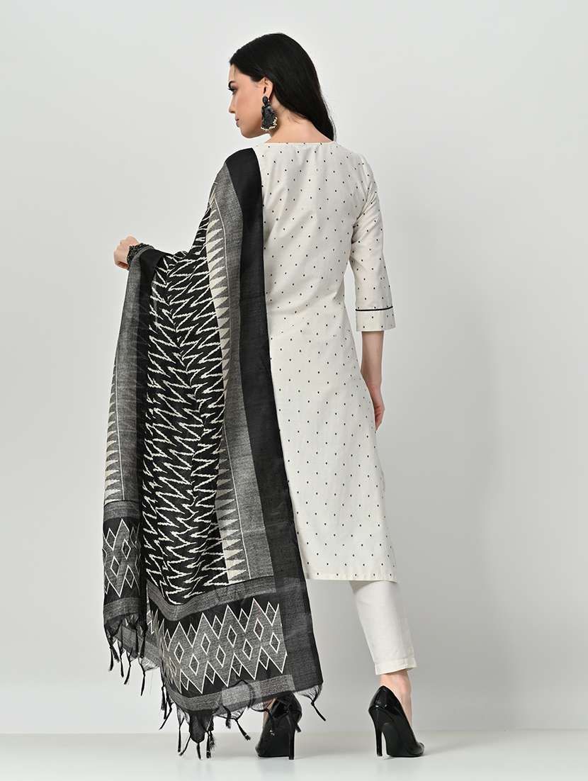 women three quarter sleeve kurta pant with dupatta set - 21578652 - Standard Image - 3