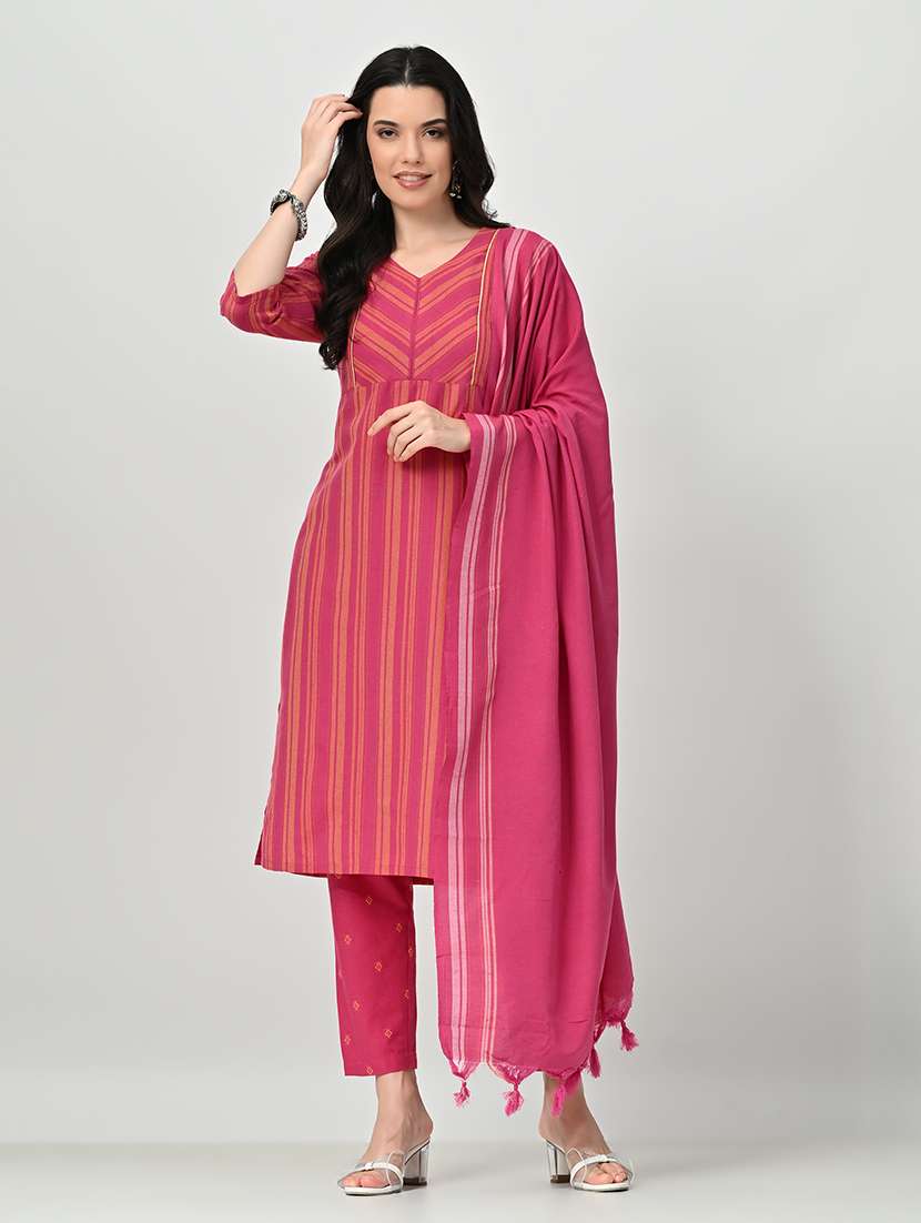 women three quarter sleeve kurta pant with dupatta set