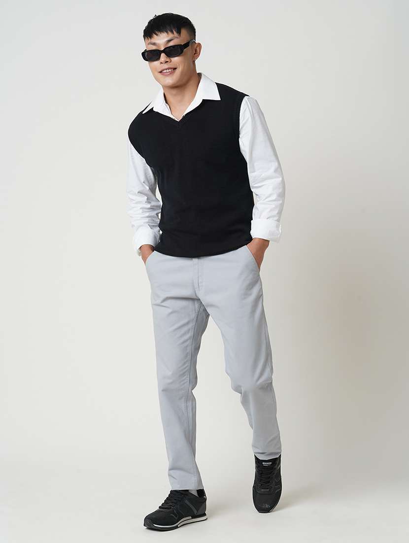 men black solid sleeveless pullover - 21579796 -  Standard Image - 3