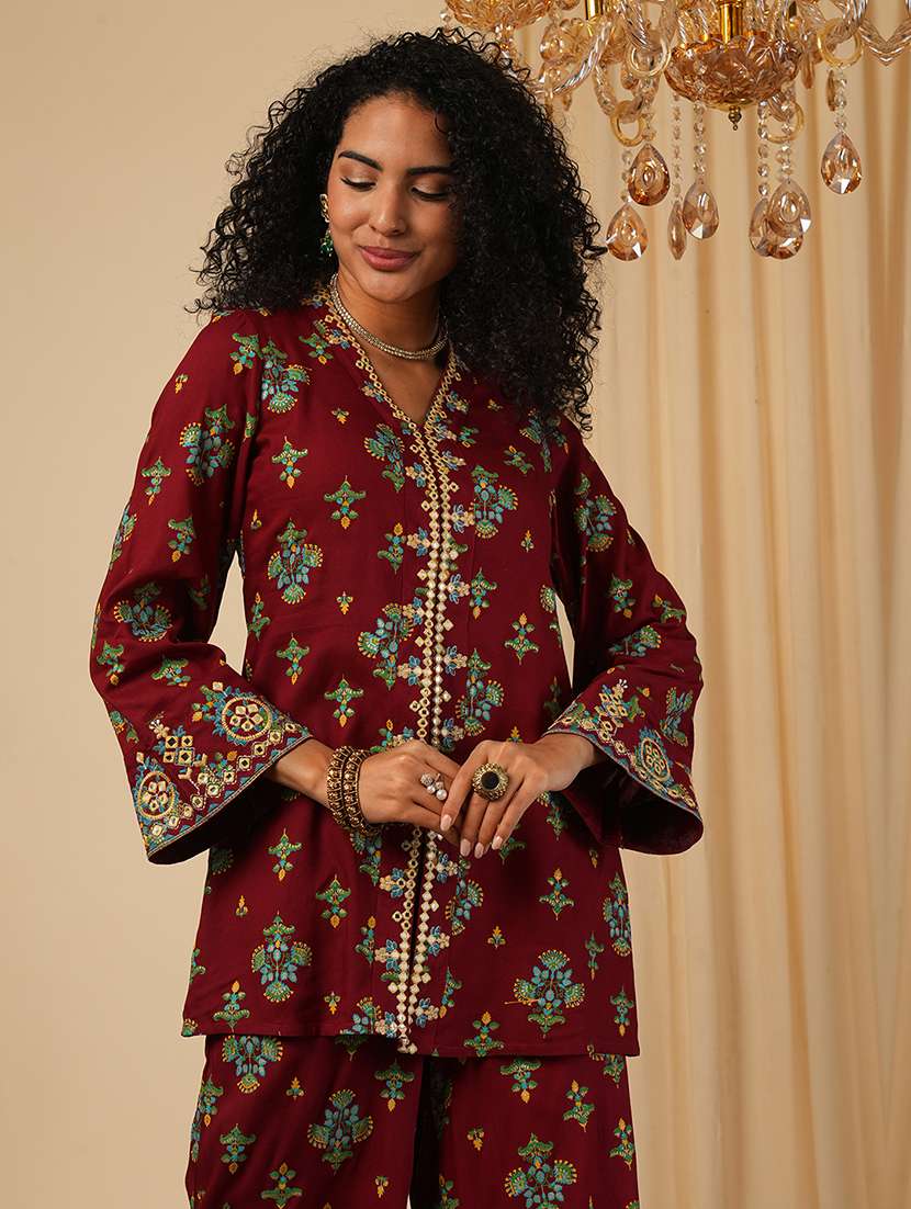 globus women maroon embroidery detail mirror work ethnic motifs bell sleeves front slit top with pants fusion co-ord set - 21579826 - Standard Image - 3