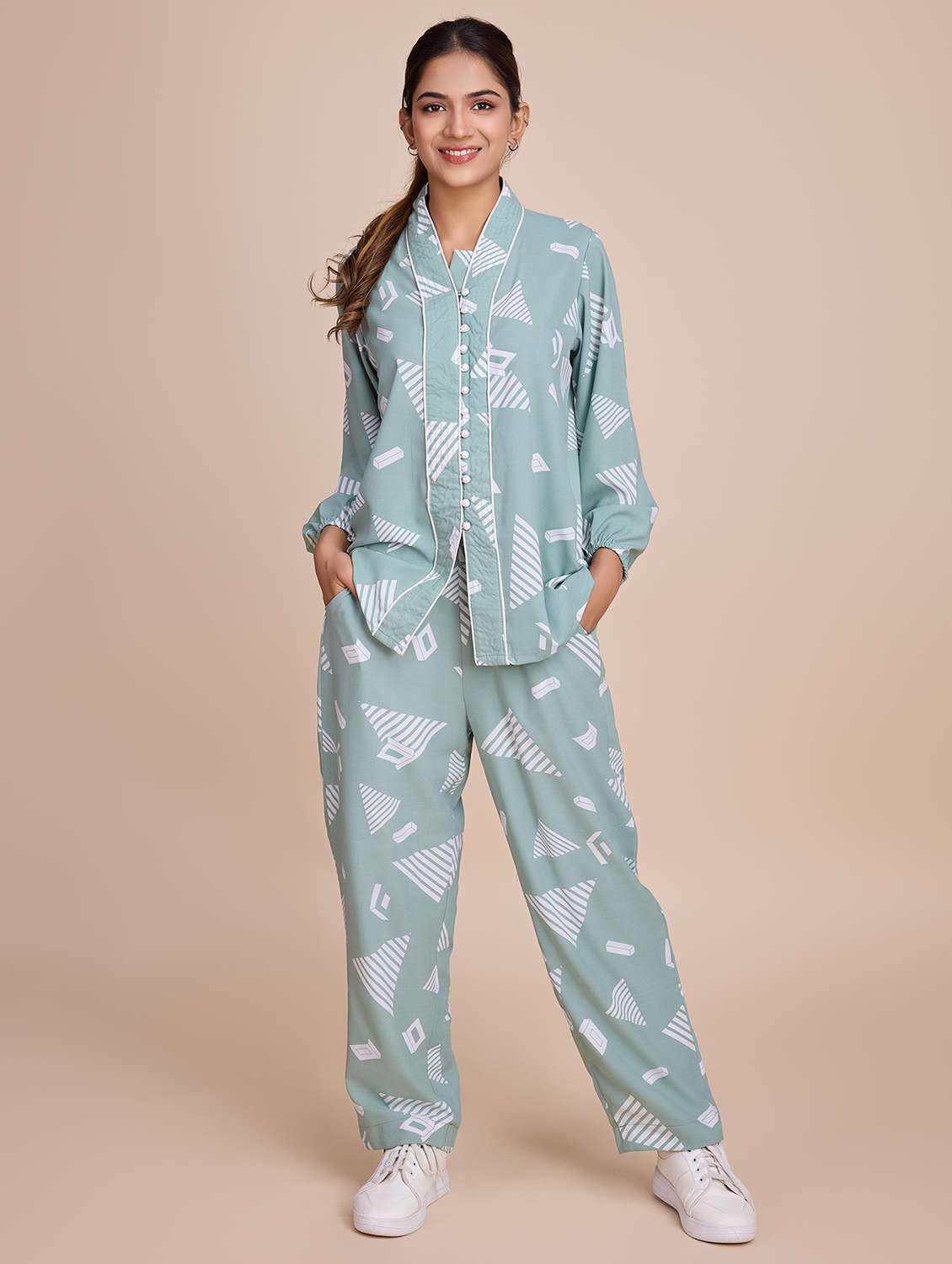 women printed long sleeves top & trouser co-ord set - 21579883 - Zoom Image - 0