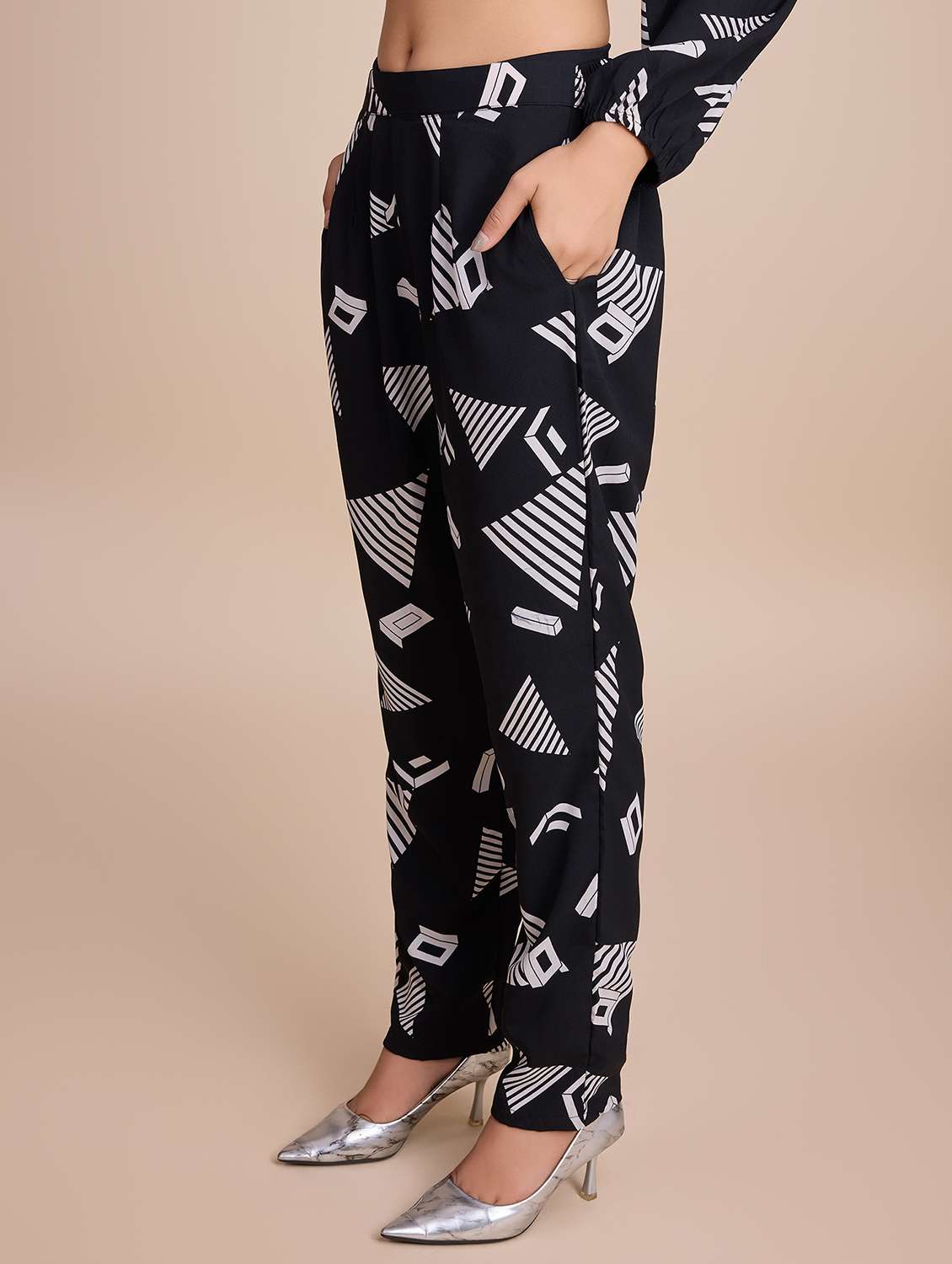 women printed long sleeves top & trouser co-ord set - 21579884 - Standard Image - 3