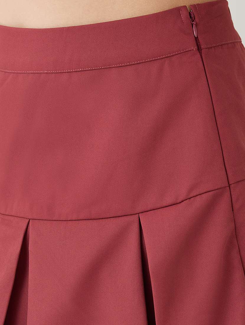 globus women notch lapel solid vest & pleated tennis skirt co-ord set - 21579905 -  Standard Image - 5