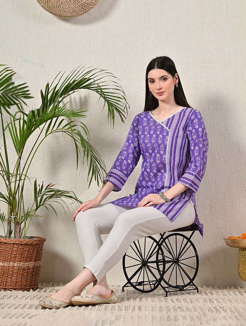 women printed angrakha short kurti - 21581188 - Standard Image - 3