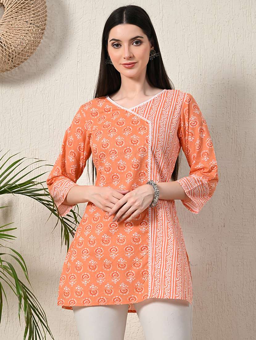 women three quarter sleeve angrakha kurti - 21581190 - Zoom Image - 0