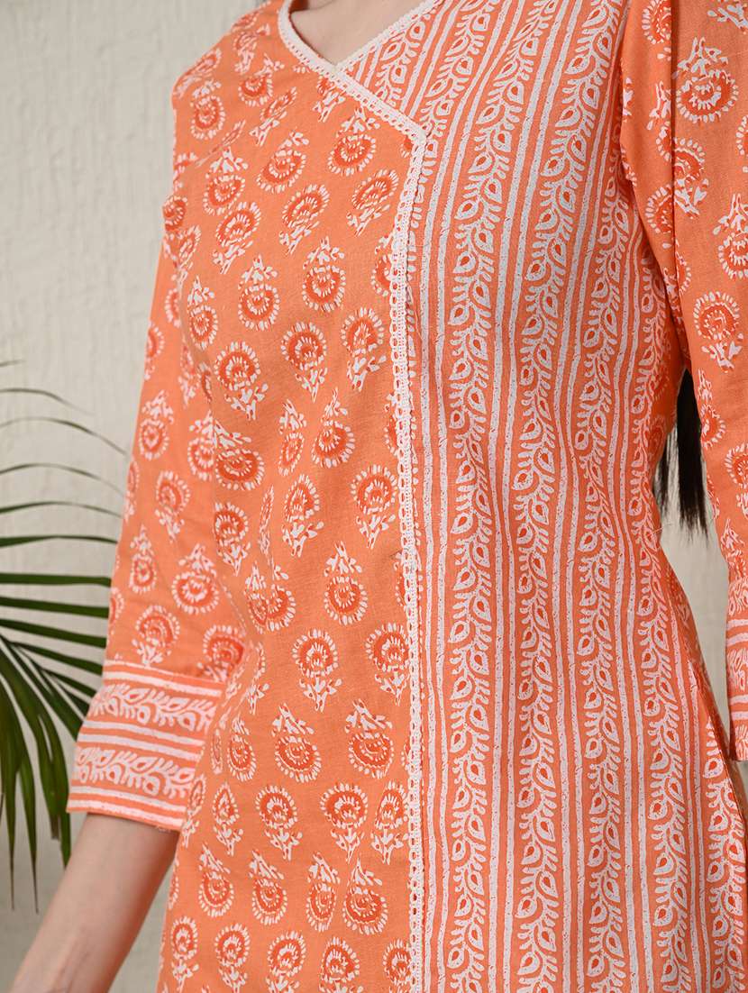 women three quarter sleeve angrakha kurti - 21581190 - Standard Image - 5