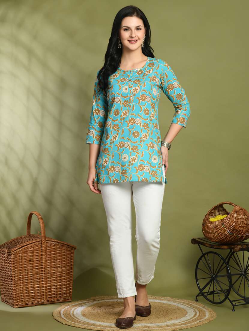 women three quarter sleeve straight kurti - 21581210 -  Standard Image - 3