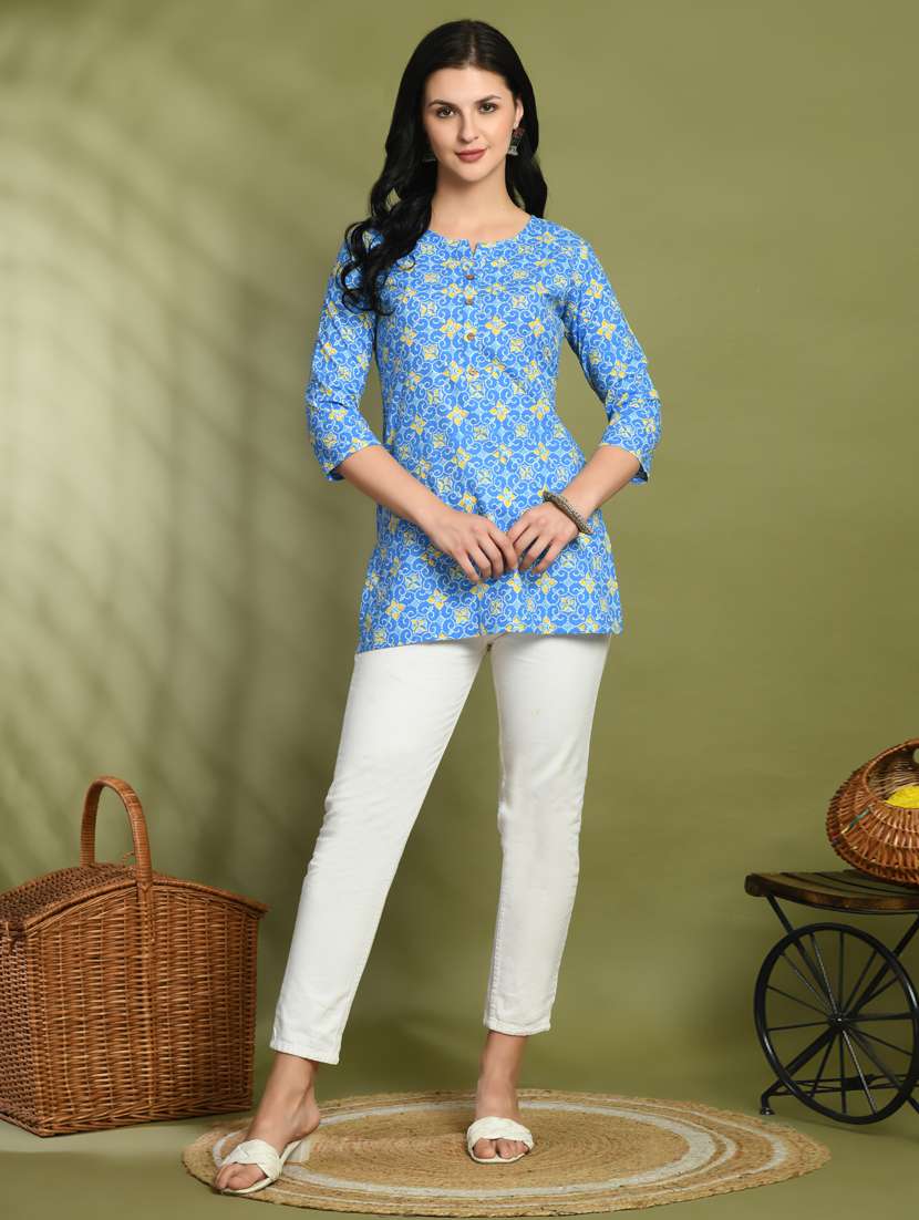 women three quarter sleeve straight kurti - 21581213 -  Standard Image - 3