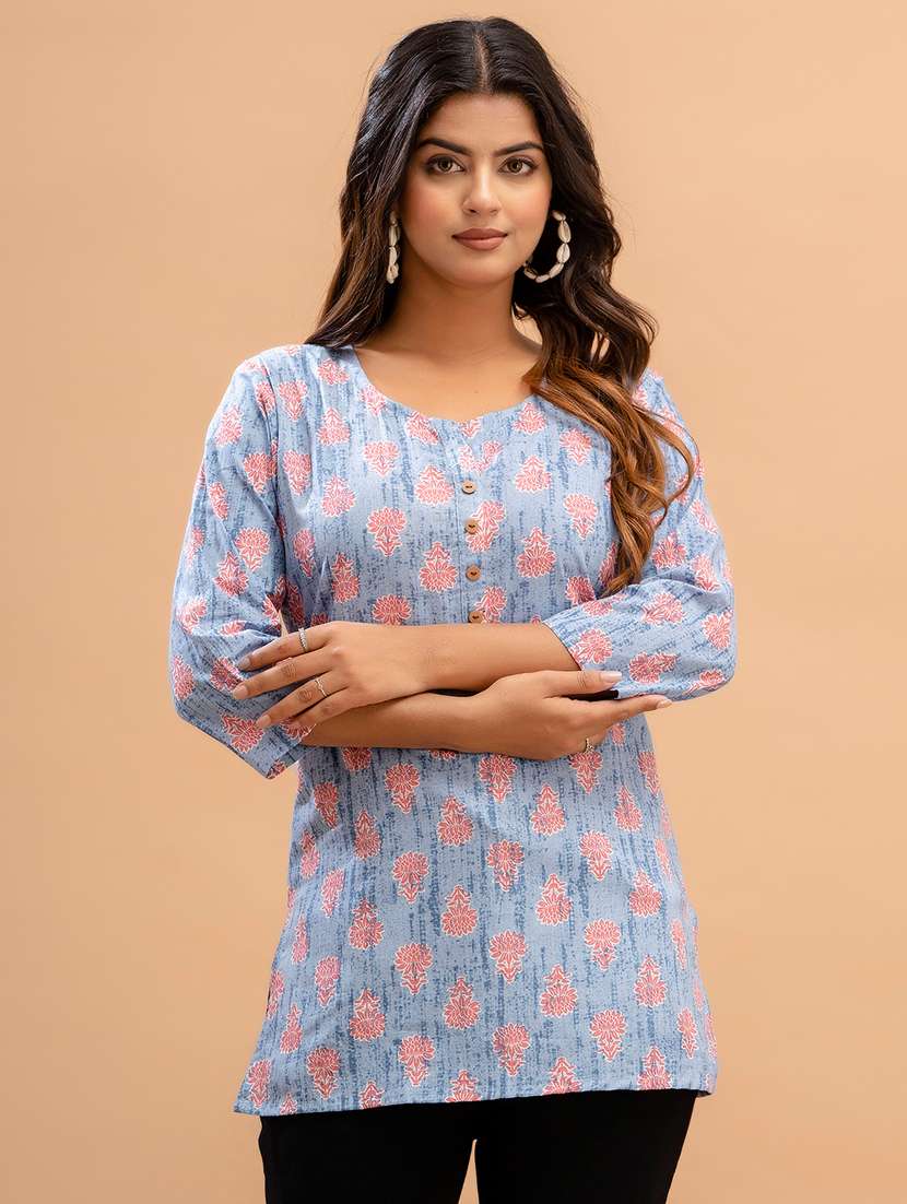 women three quarter sleeve straight kurti