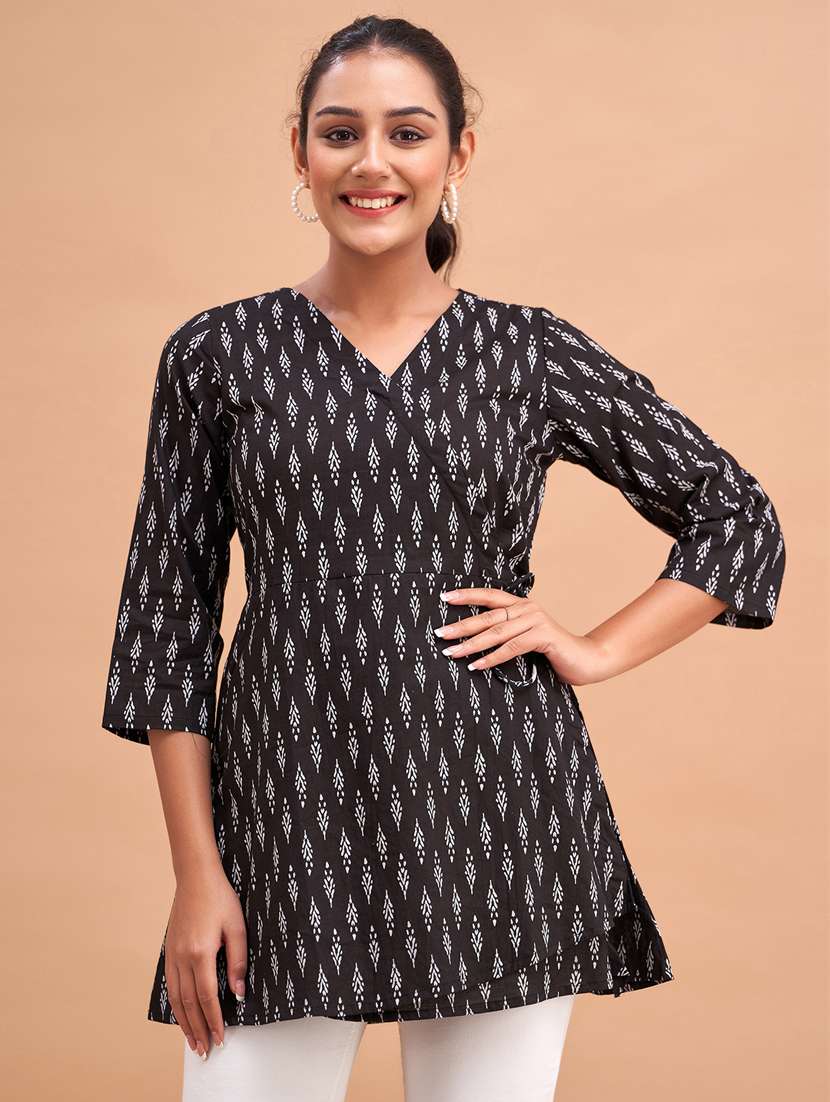 women printed three quarter sleeve angrakha kurti - 21581326 - Zoom Image - 0