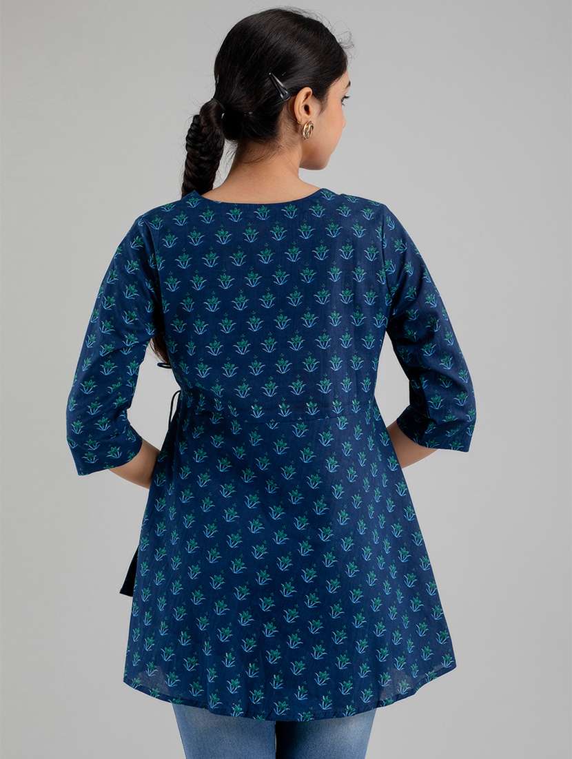women three quarter sleeve angrakha kurti - 21581328 - Standard Image - 3