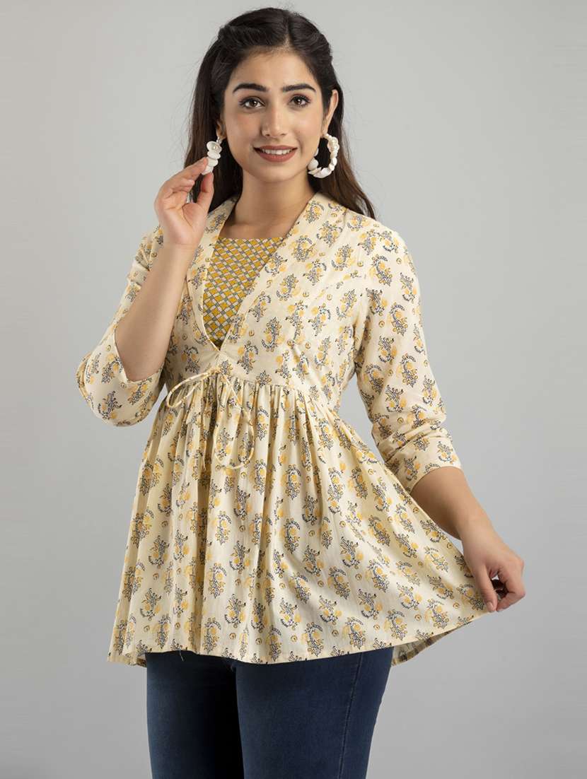 women printed three quarter sleeve short kurti