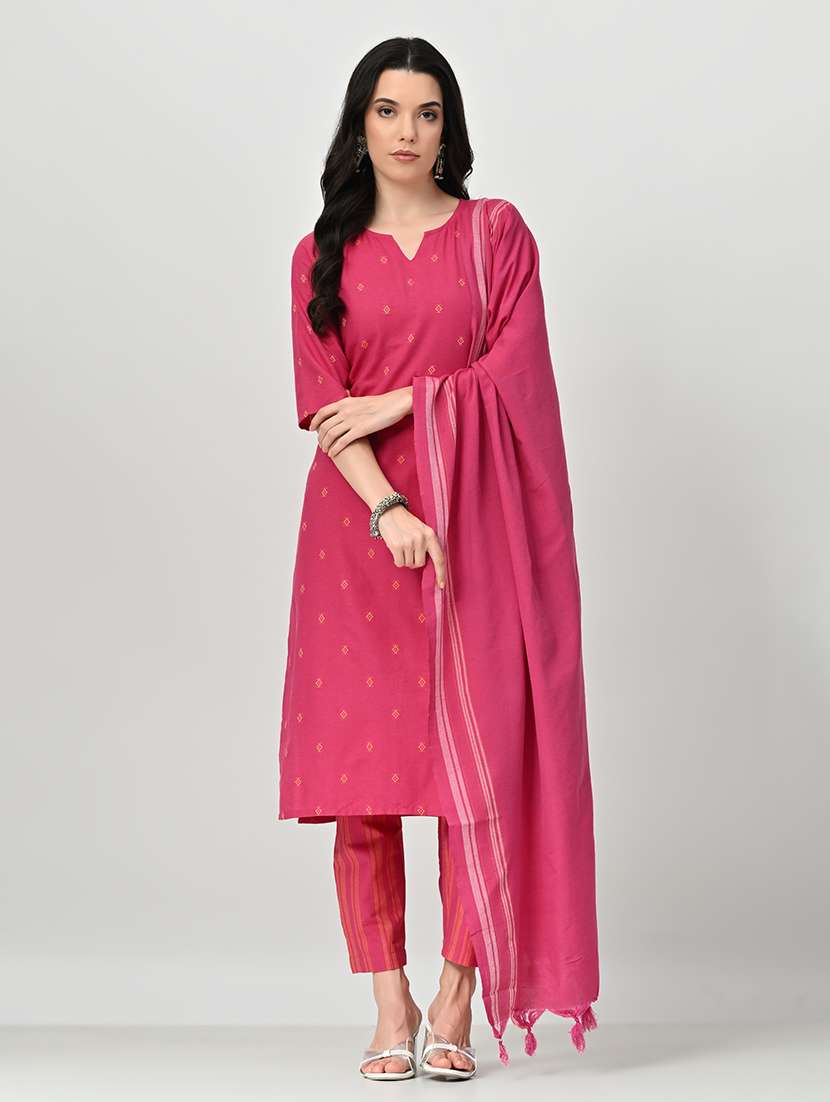 women three quarter sleeve kurta pant with dupatta set