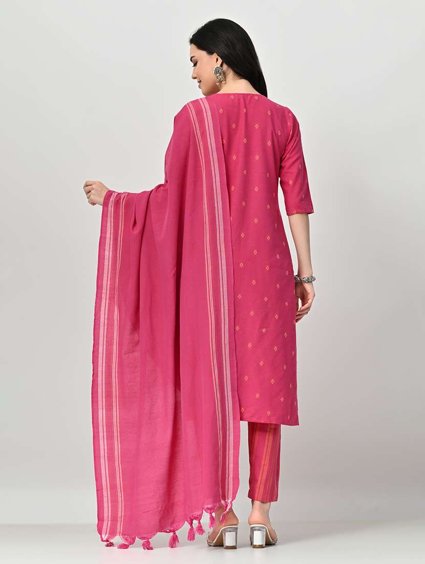 women three quarter sleeve kurta pant with dupatta set - 21582205 - Standard Image - 3