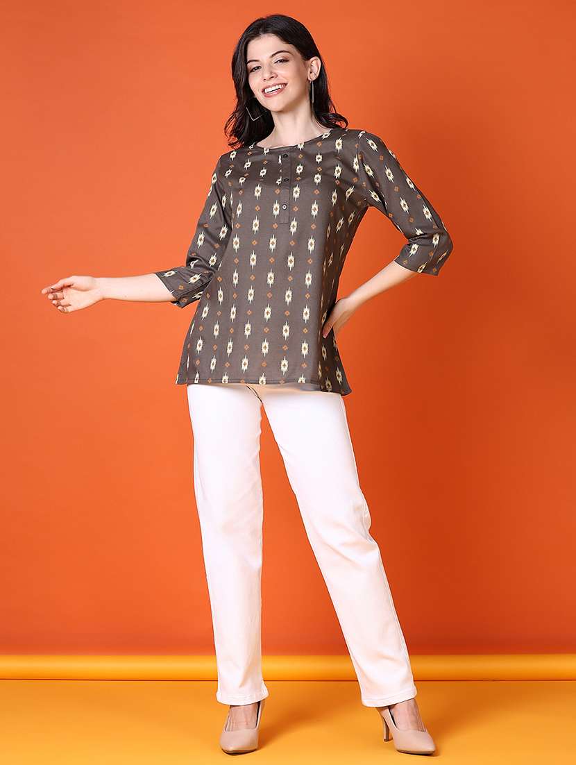 women ikat printed straight kurti