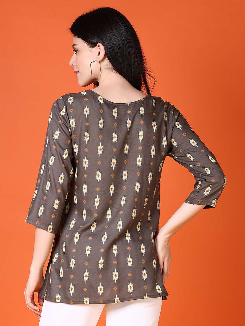 women ikat printed straight kurti - 21582973 -  Standard Image - 3