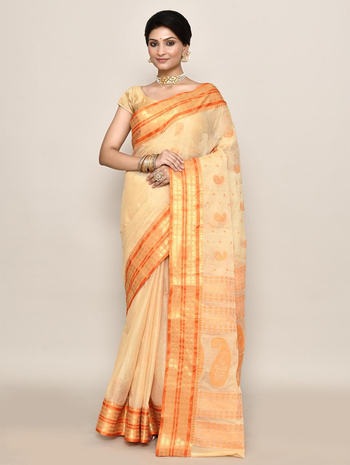 women paisley bordered saree - 21583396 -  Zoom Image - 0
