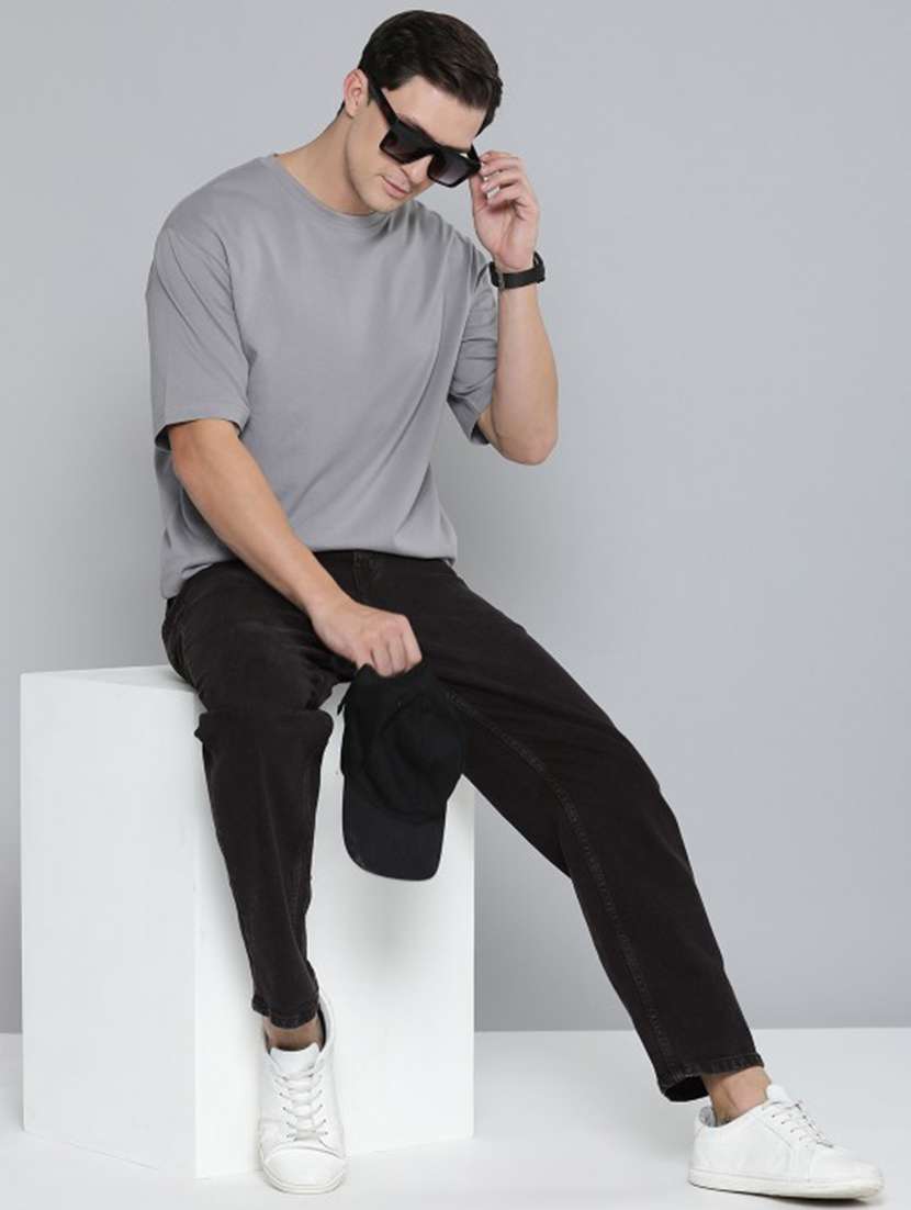 men solid straight fit jeans - 21584748 - Standard Image - 3