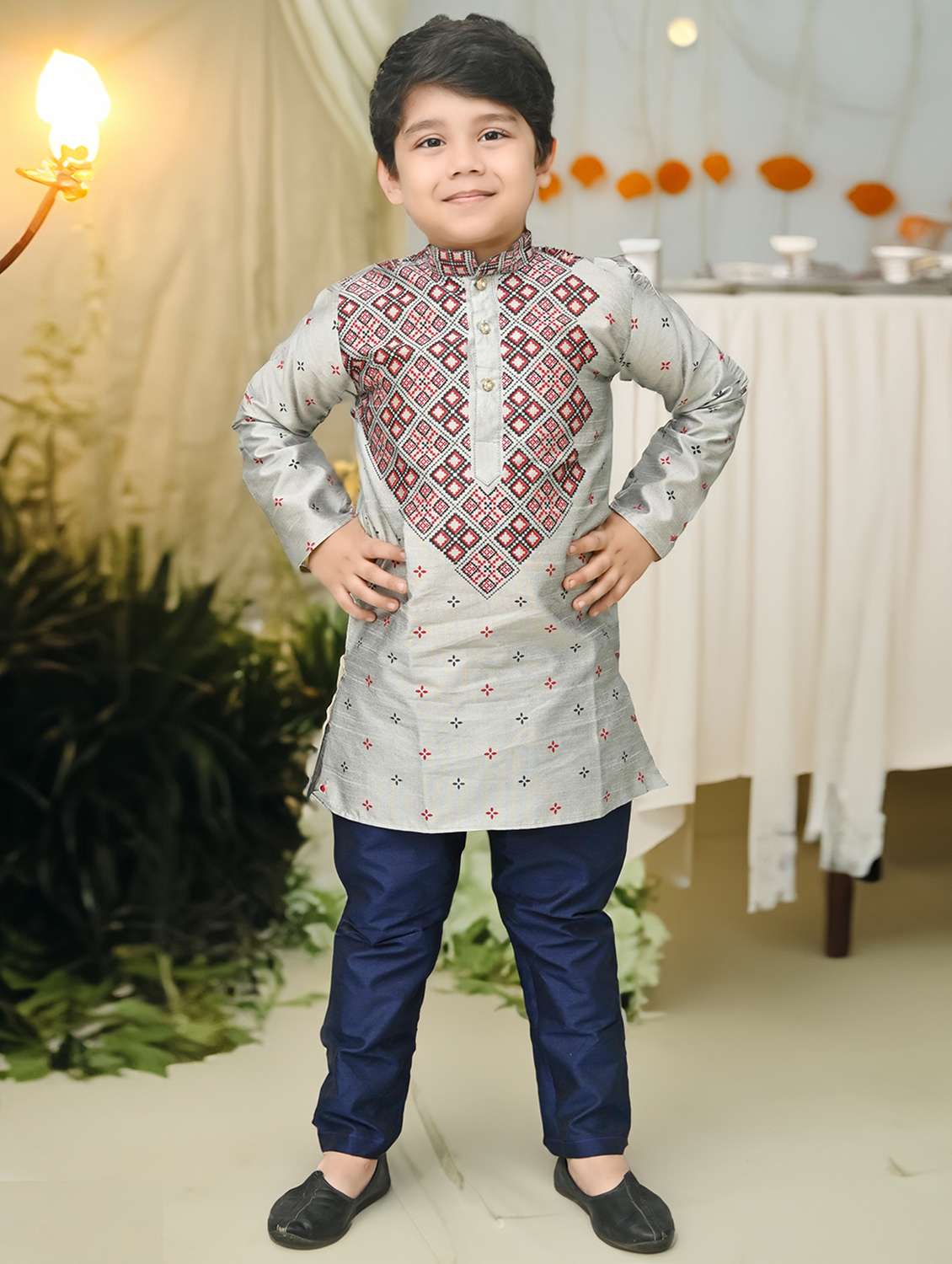 boys printed mandarin neck kurta pyjama set