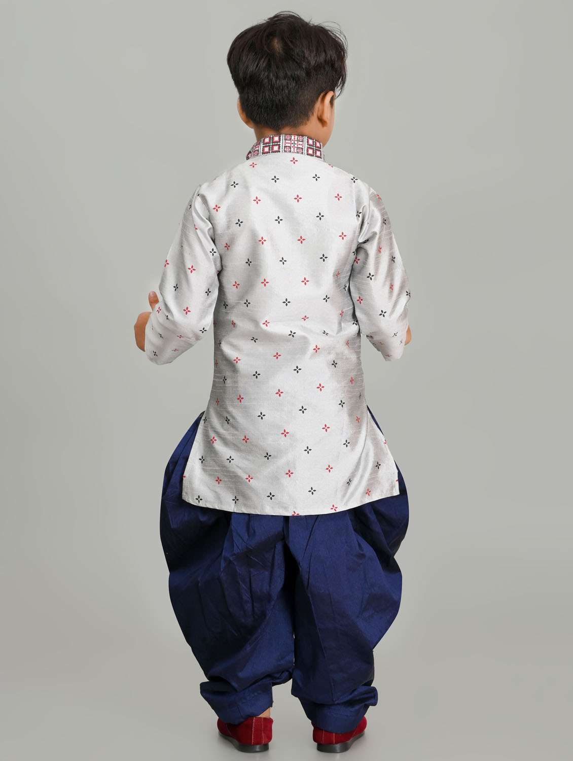 boys printed mandarin neck kurta salwar set - 21585421 -  Standard Image - 3