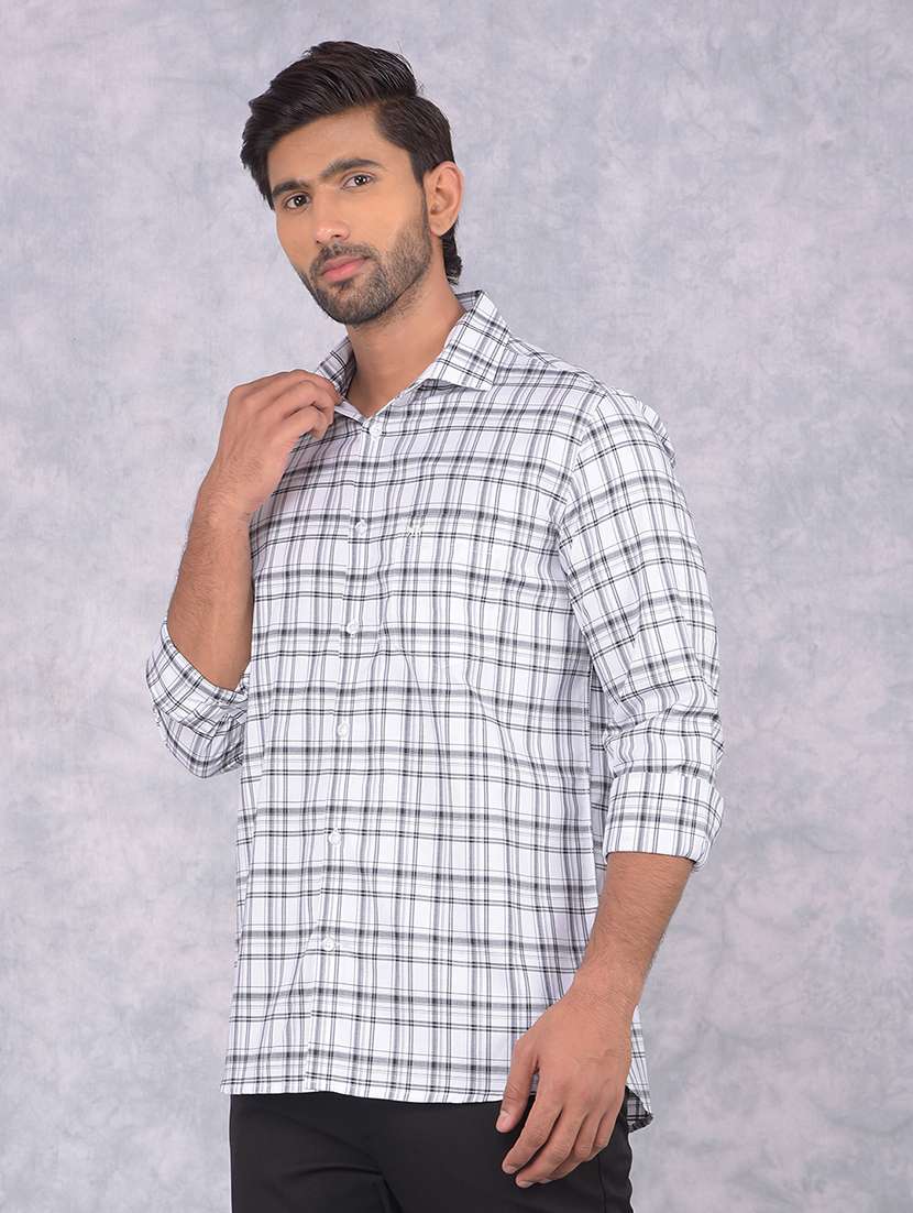 men checkered regular fit casual shirt