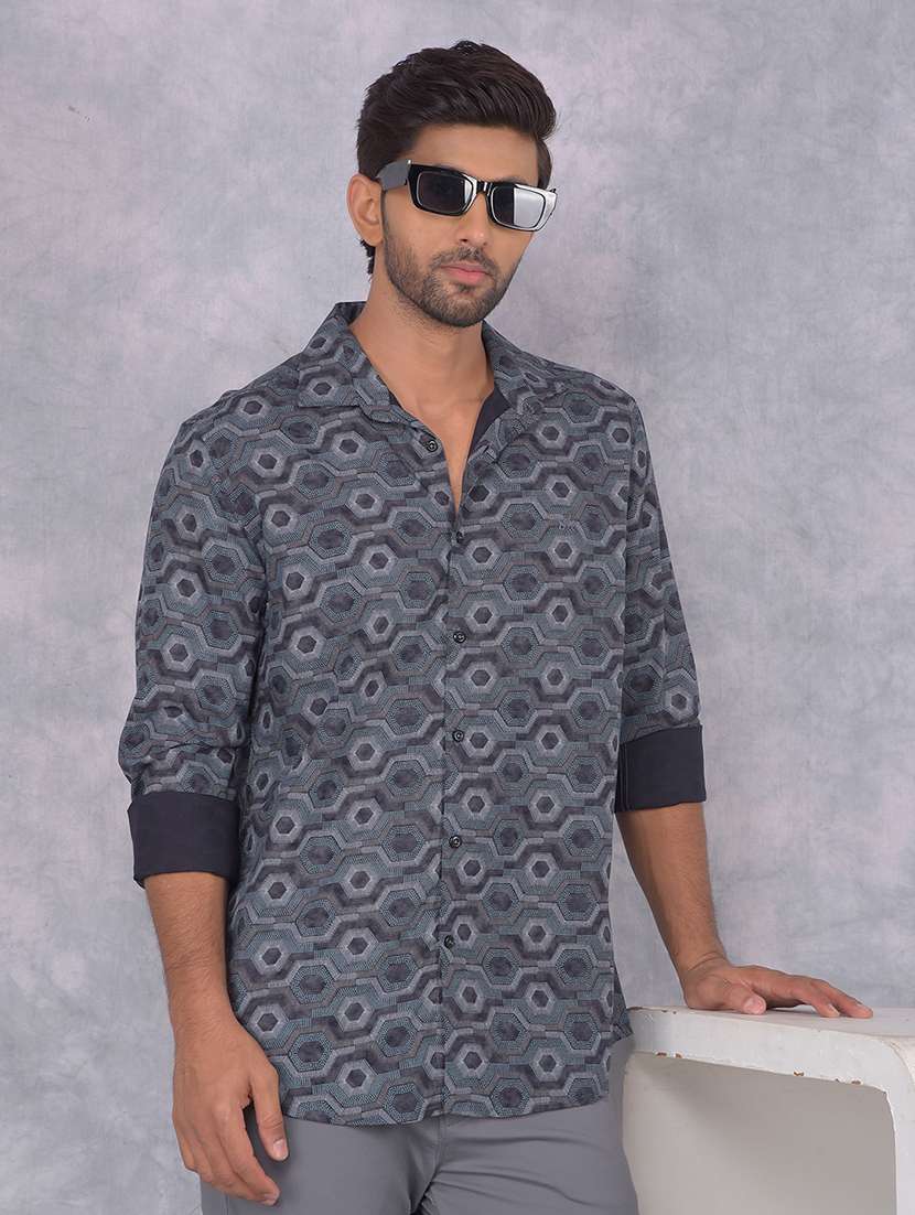 men printed regular fit casual shirt