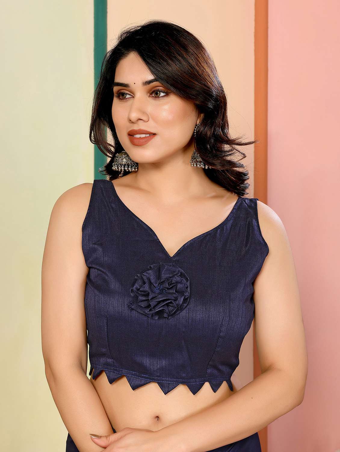 women foil printed saree with blouse - 21586635 -  Standard Image - 3