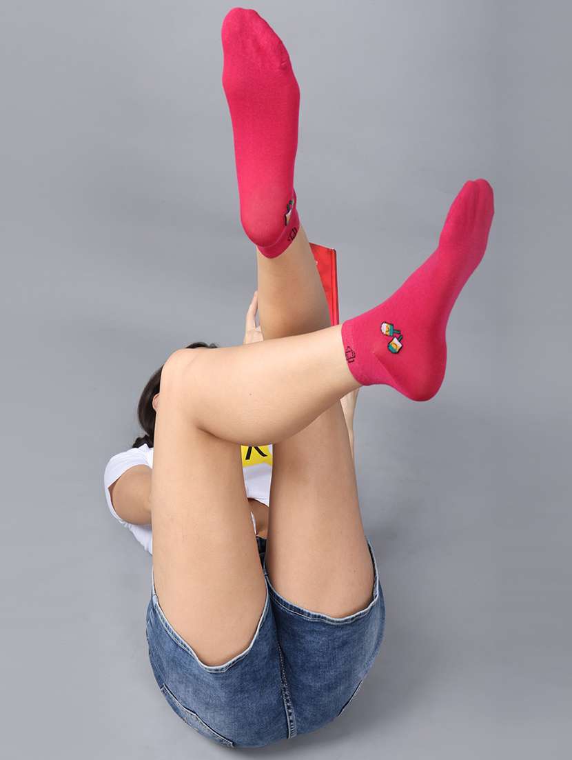 women pink ankle length socks - 21586770 -  Standard Image - 3