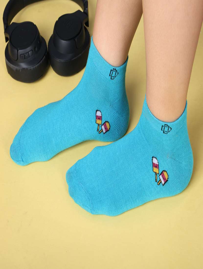 women light blue ankle length socks