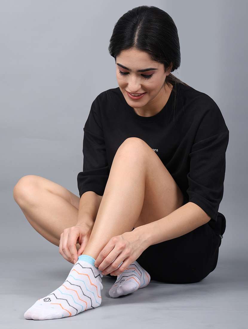 women pack of 5 ankle length socks - 21586854 -  Standard Image - 3