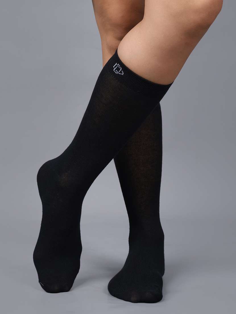 women above ankle length combo socks