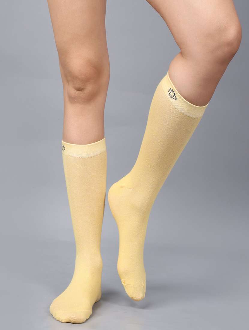 women above ankle length socks combo