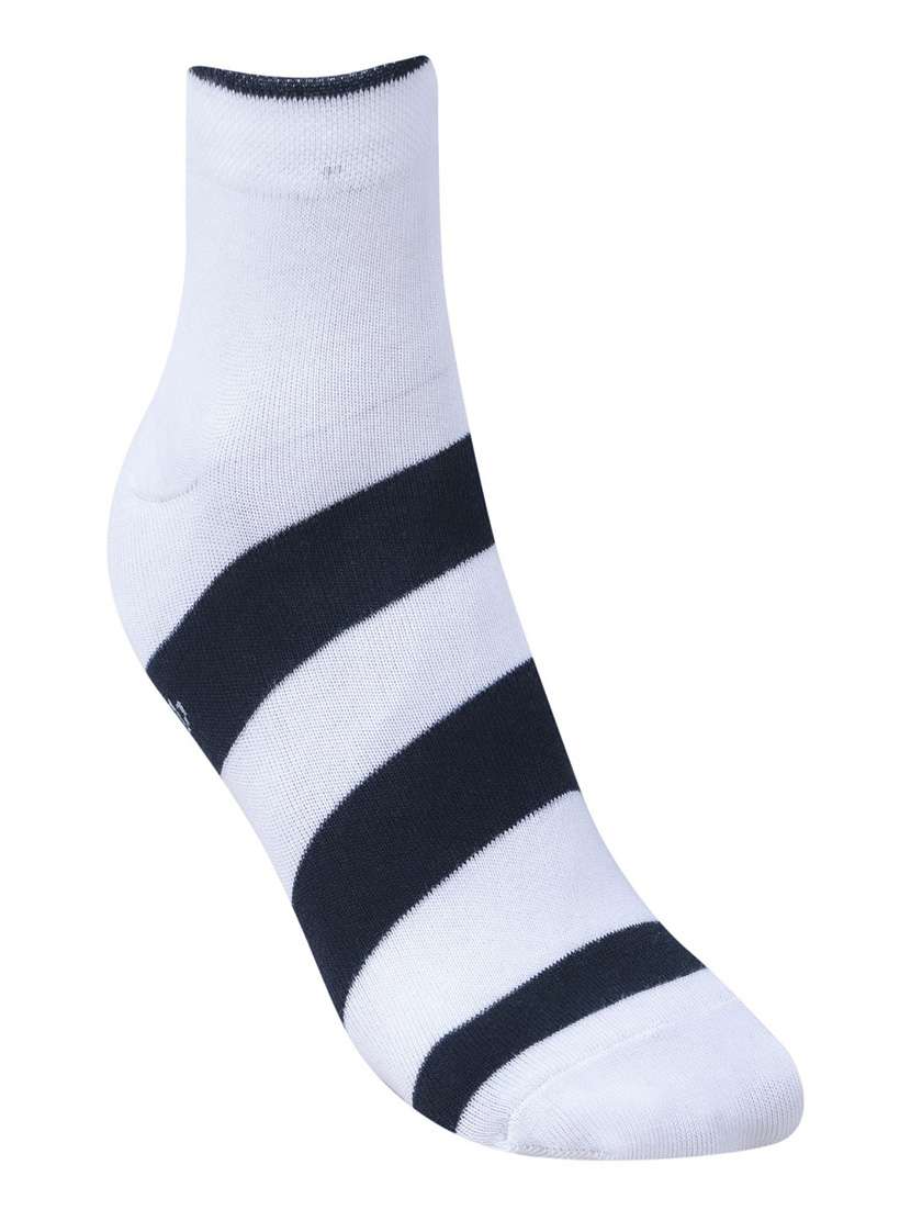 men pack of 5 ankle length socks - 21587396 -  Standard Image - 3