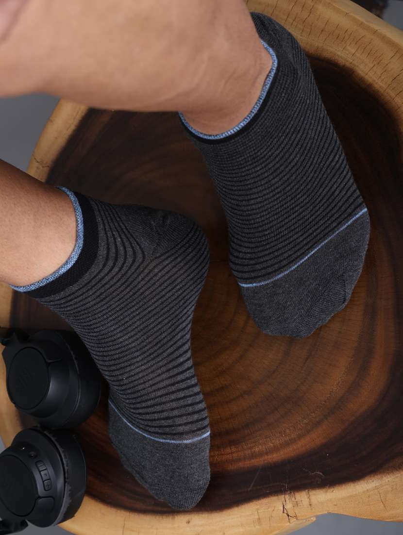 men pack of 3 ankle length socks - 21587597 -  Standard Image - 3