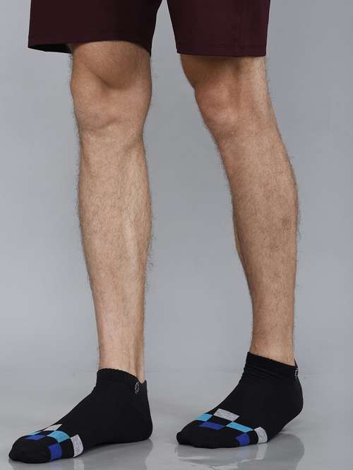 men geometric ankle length sock - 21588772 -  Standard Image - 0
