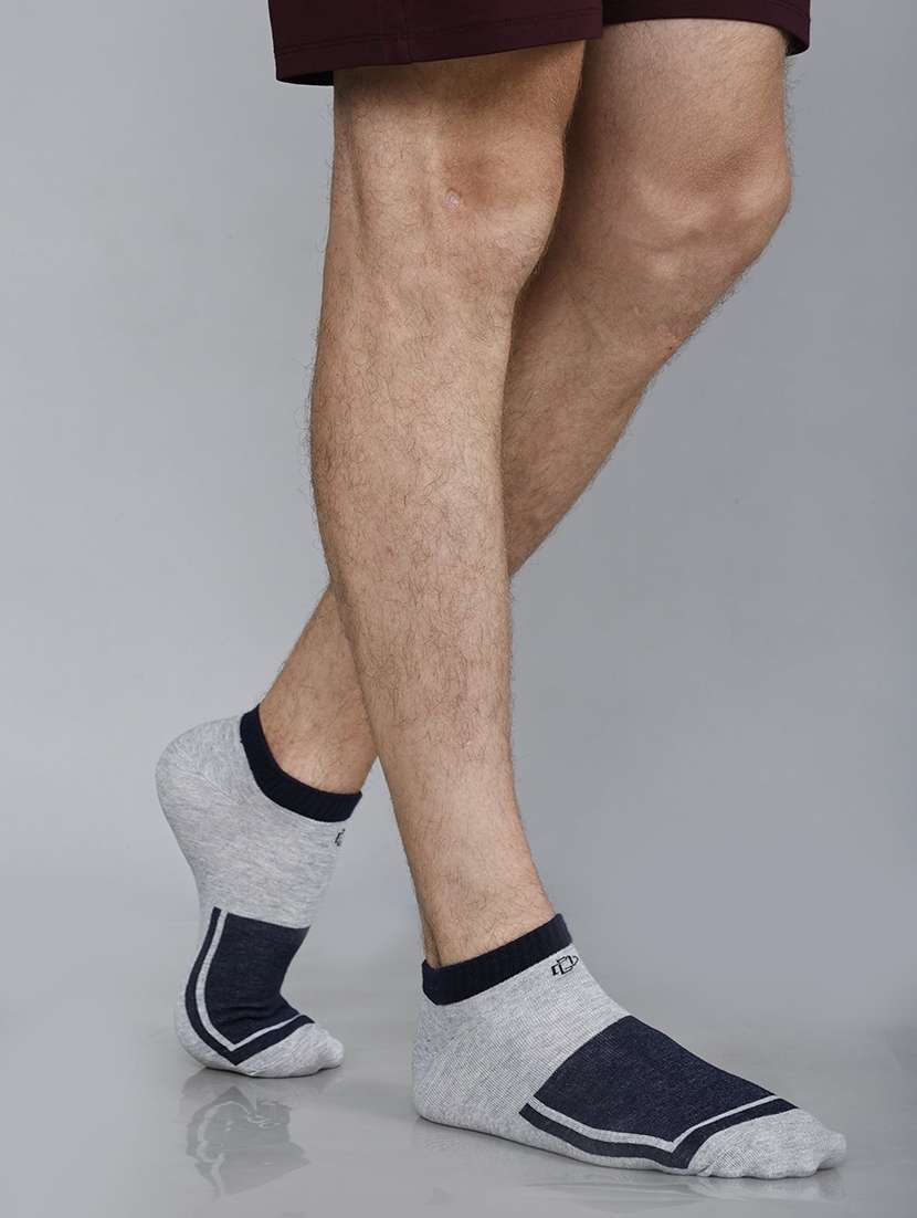 men color blocked cotton ankle length sock